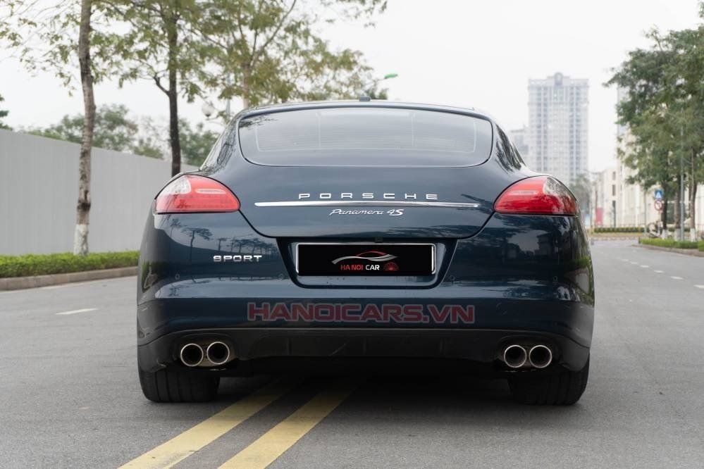 Porsche Panamera 2012 - Xe màu xanh lục, nhập khẩu