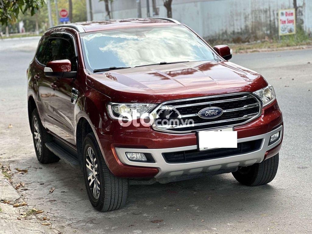 Ford Everest Thanh lí  2019 bản Trend tên CTy dùng demo 2019 - Thanh lí Everest 2019 bản Trend tên CTy dùng demo