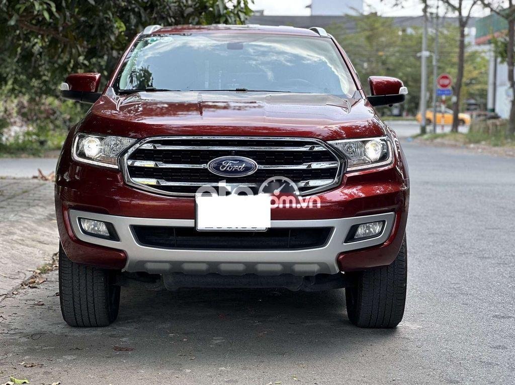 Ford Everest Thanh lí  2019 bản Trend tên CTy dùng demo 2019 - Thanh lí Everest 2019 bản Trend tên CTy dùng demo