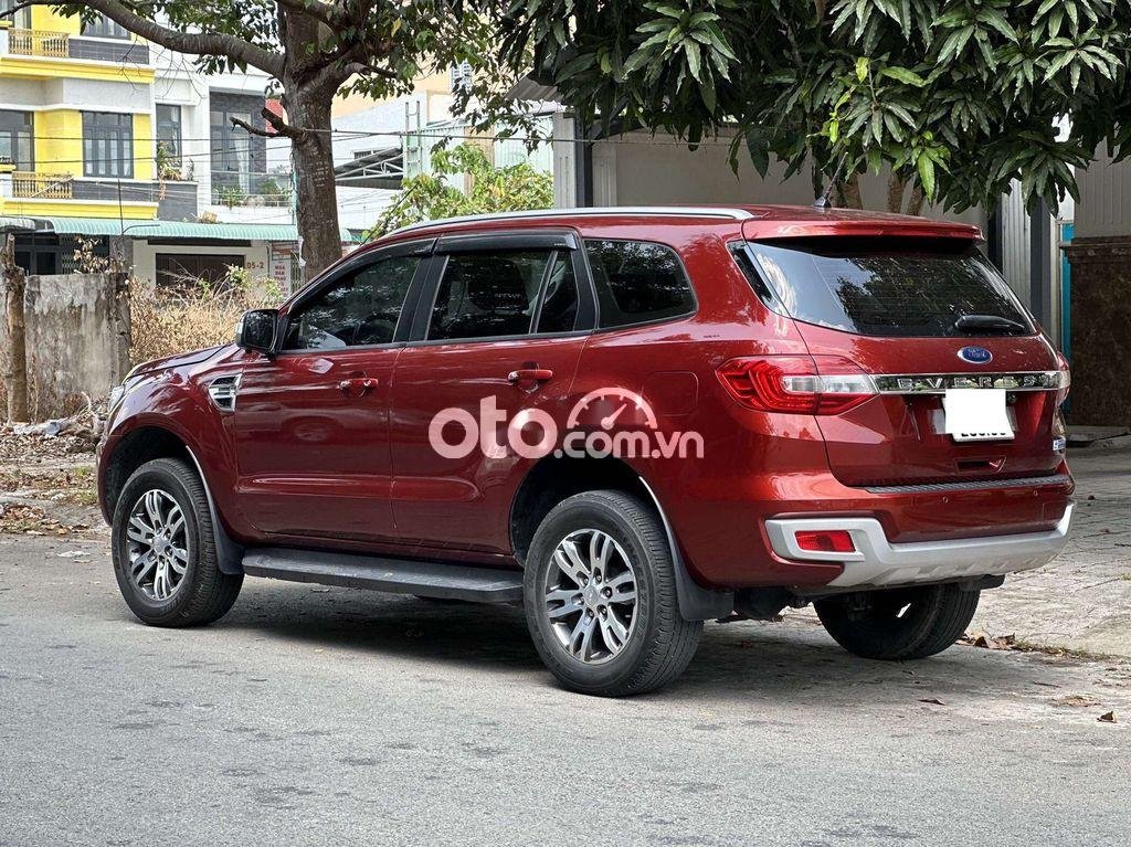 Ford Everest Thanh lí  2019 bản Trend tên CTy dùng demo 2019 - Thanh lí Everest 2019 bản Trend tên CTy dùng demo