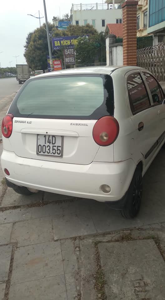 Chevrolet Spark 2011 - Màu trắng số sàn