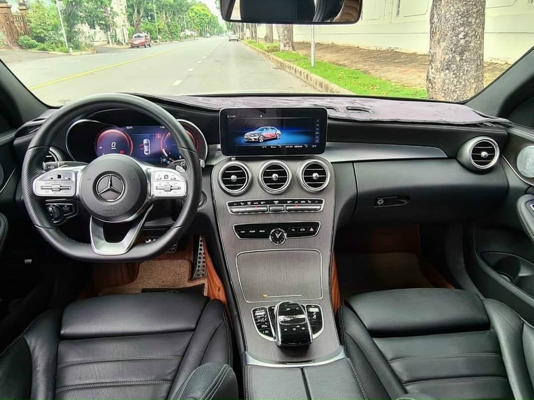 Mercedes-Benz C300 2020 - Bảo hiểm chính hãng tới 2023 lịch sử đầy đủ - Đã kiểm định 110 hạng mục. Liên hệ trả giá