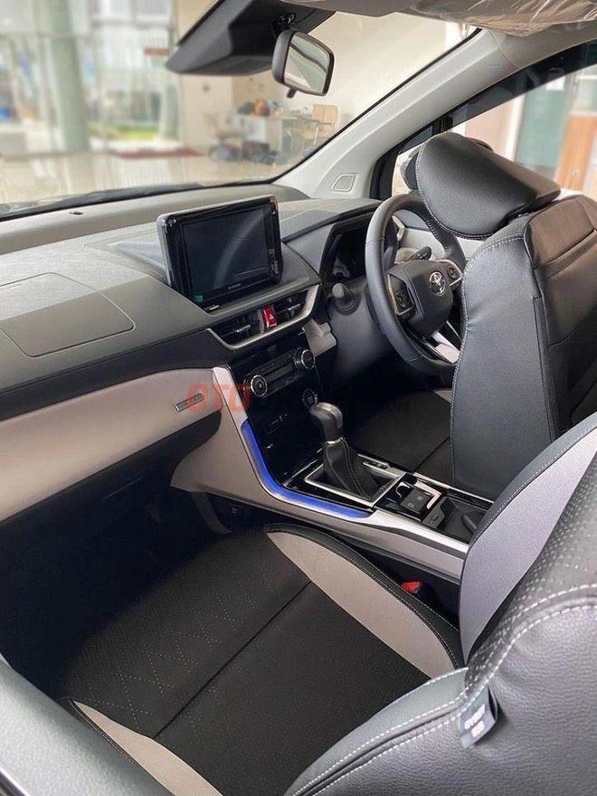 Toyota Veloz Cross 2023 - Liên hệ hotline ngay để nhận ưu đãi giảm giá và nhiều voucher