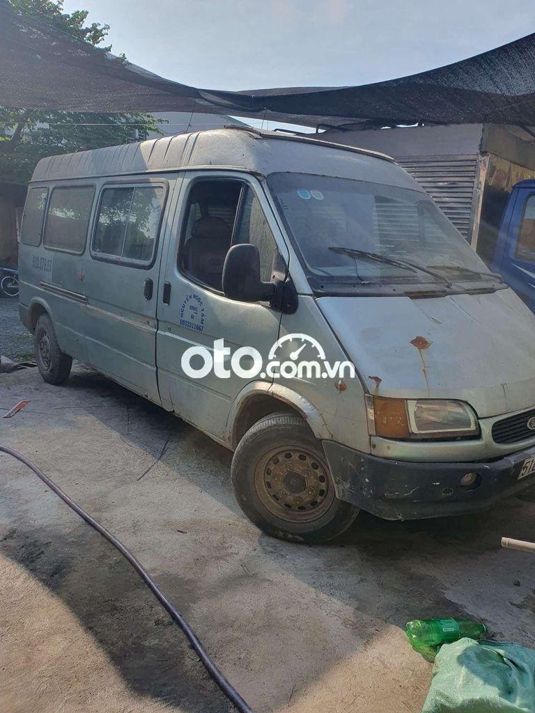 Ford Transit Bán  cho anh em về dọn. 2002  6/800kg 2002 - Bán ford cho anh em về dọn. 2002 van 6/800kg