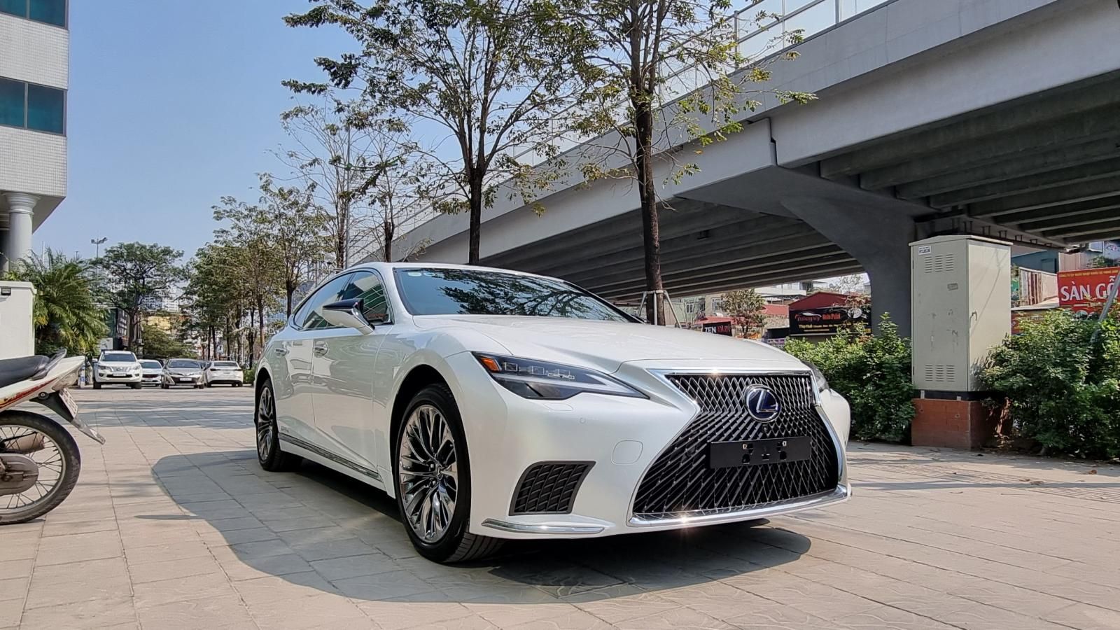 Lexus LS 500 2021 - 𝐁𝐚́𝐧 𝐋𝐞𝐱𝐮𝐬 𝐋𝐬 𝟓𝟎𝟎𝐡 𝐦𝐨𝐝𝐞𝐥 𝟐𝟎𝟐𝟐 𝐦𝐚̀𝐮 𝐓𝐫𝐚̆́𝐧𝐠 𝐭𝐞̂𝐧 𝐂𝐚́ 𝐧𝐡𝐚̂𝐧