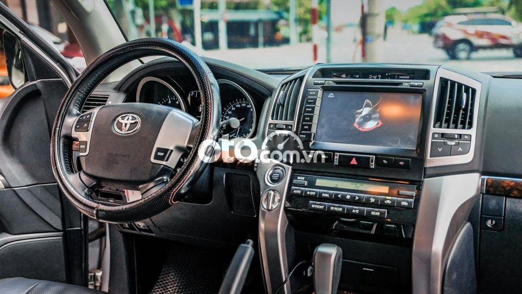 Toyota Land Cruiser   2015 giá siêu êm chỉ 2 tỷ 250 2015 - Toyota Land Cruiser 2015 giá siêu êm chỉ 2 tỷ 250