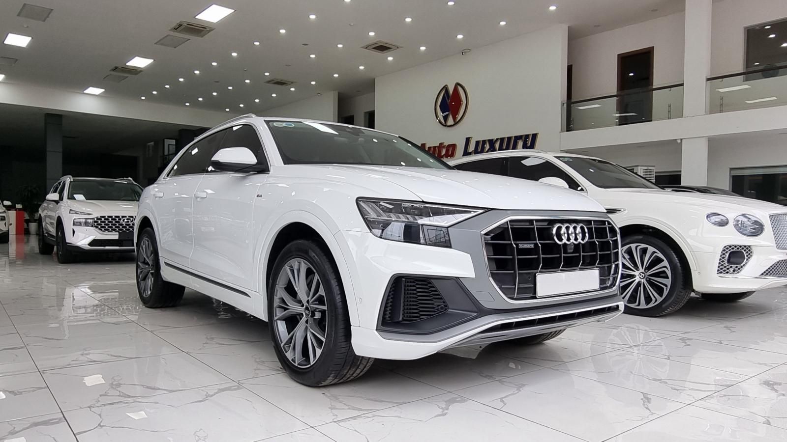 Audi Q8 2021 - 𝐁𝐚́𝐧 𝐀𝐮𝐝𝐢 𝐐𝟖 𝐒𝐥𝐢𝐧𝐞 𝟓𝟓𝐓𝐅𝐒𝐈 𝐐𝐮𝐚𝐭𝐭𝐫𝐨 𝐬𝐚̉𝐧 𝐱𝐮𝐚̂́𝐭 𝟐𝟎𝟐𝟏 𝐦𝐨𝐝𝐞𝐥 𝟐𝟎𝟐𝟐