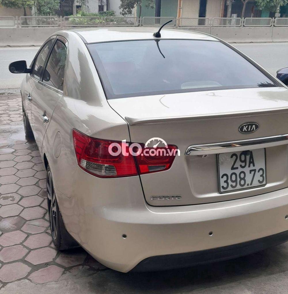 Kia Forte GĐ đang có nhu cầu bán chiếc xe trên 2011 - GĐ đang có nhu cầu bán chiếc xe trên