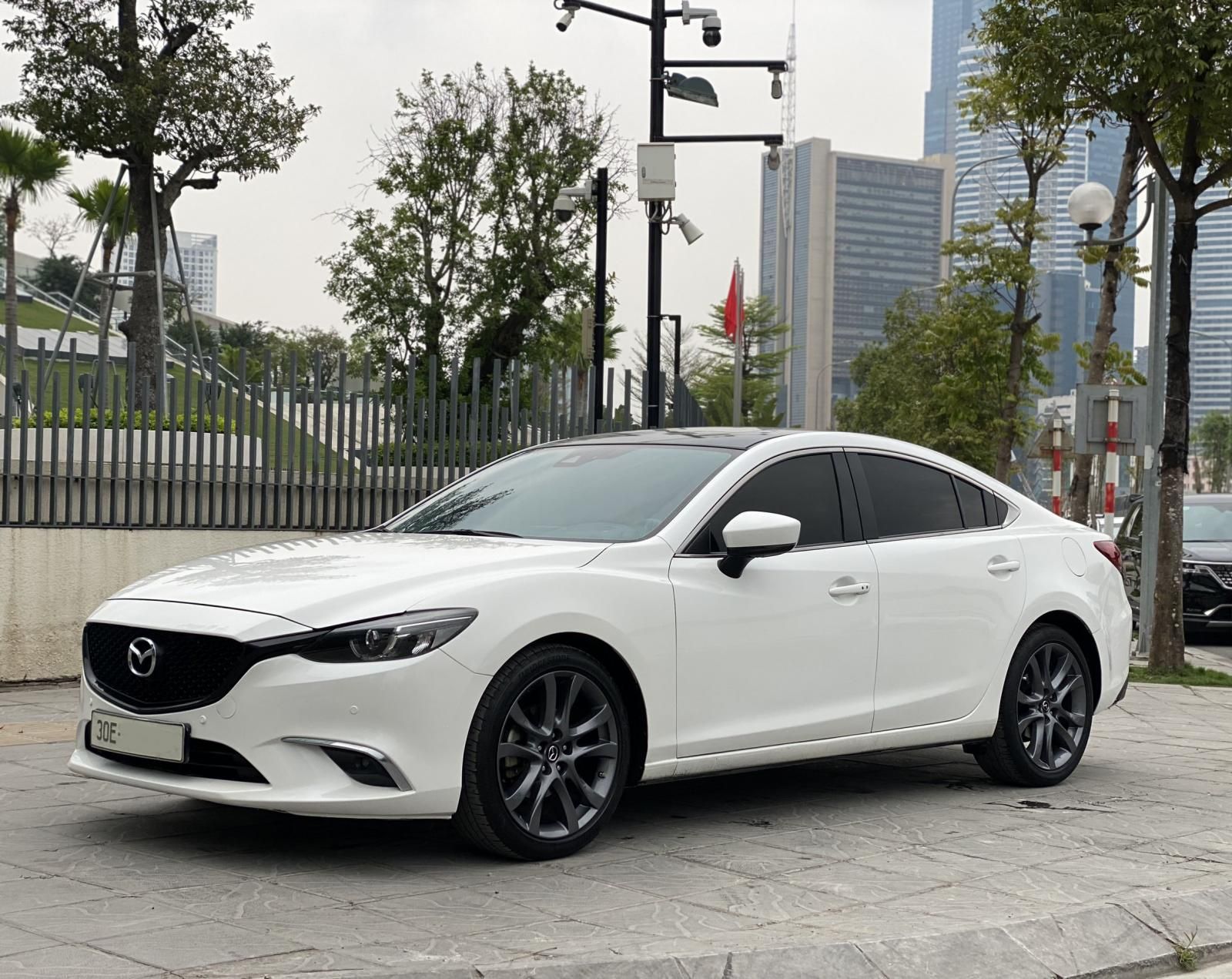 Mazda 6 2017 - Xe đăng kí Hà Nội, tên tư nhân chính chủ