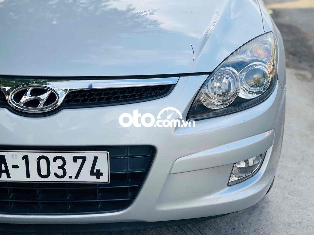 Hyundai i30 Bán xe huyndai  cw 2010 xe zin bao đẹp 2010 - Bán xe huyndai i30 cw 2010 xe zin bao đẹp