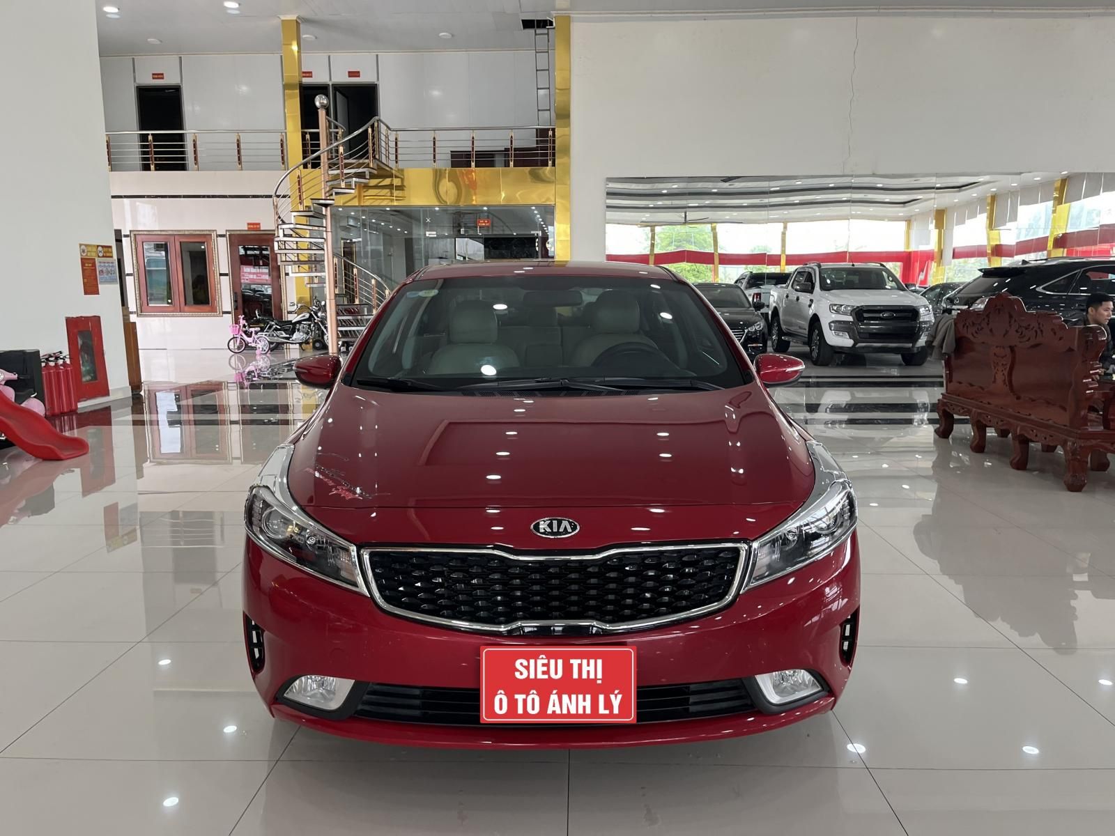 Kia Cerato 2017 - Xe cực đẹp, nhiều đồ chơi, ngoại thất bóng đẹp