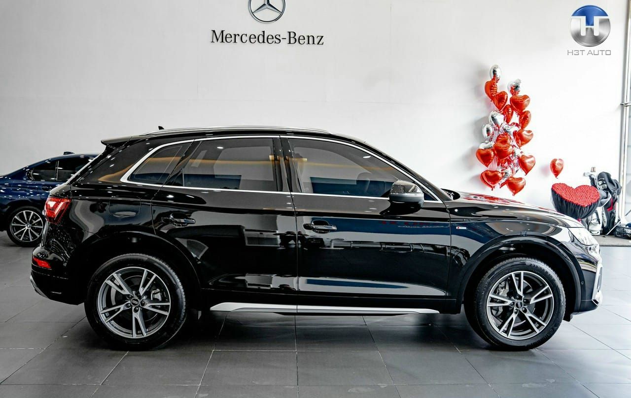 Audi Q5 2022 - Xe màu đen