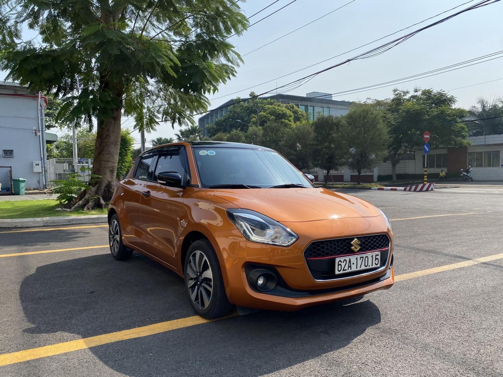 Suzuki Swift 2019 - Xe còn siêu mới, giá rẻ