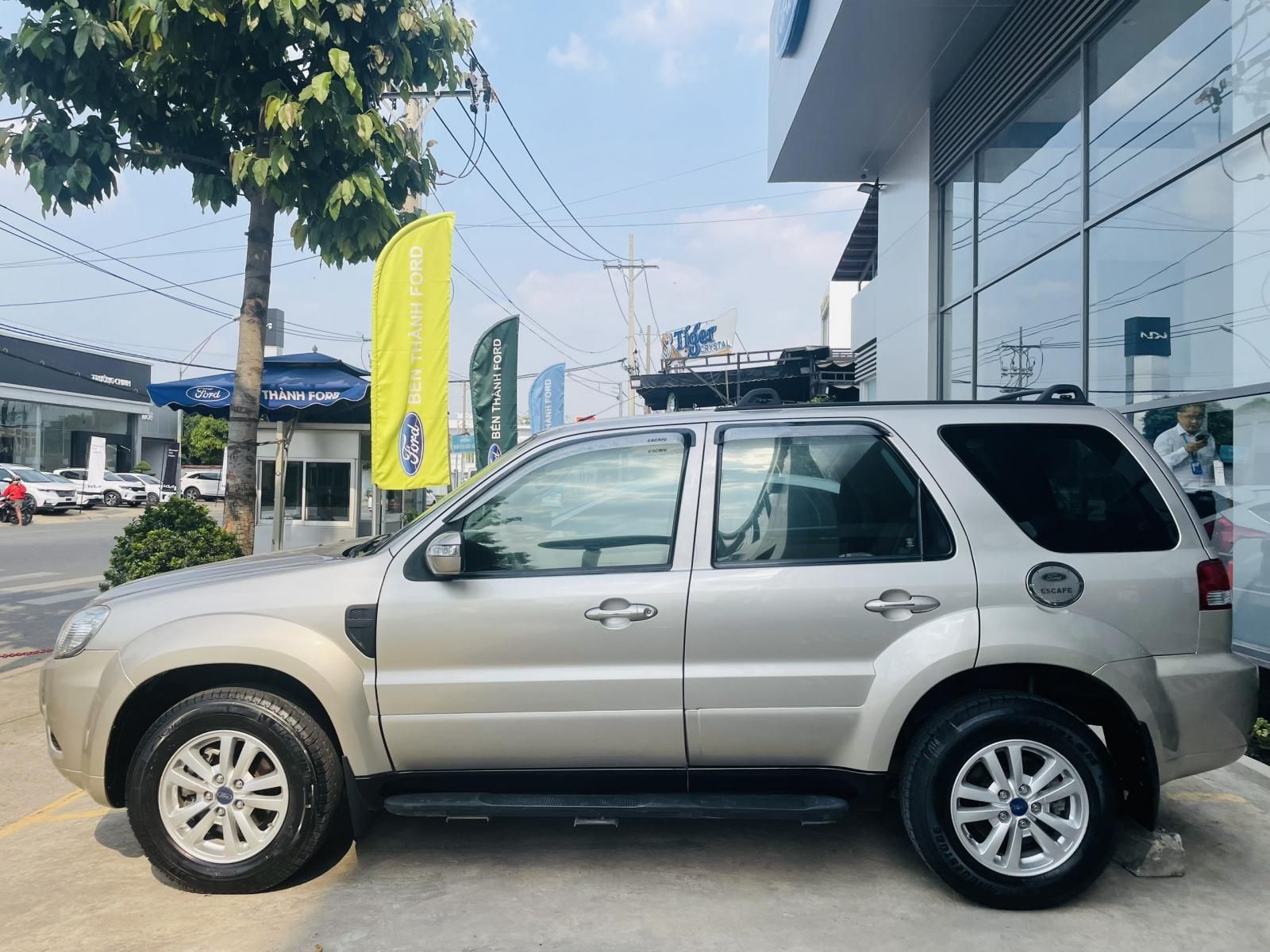 Ford Escape 2010 - Giá hữu nghị