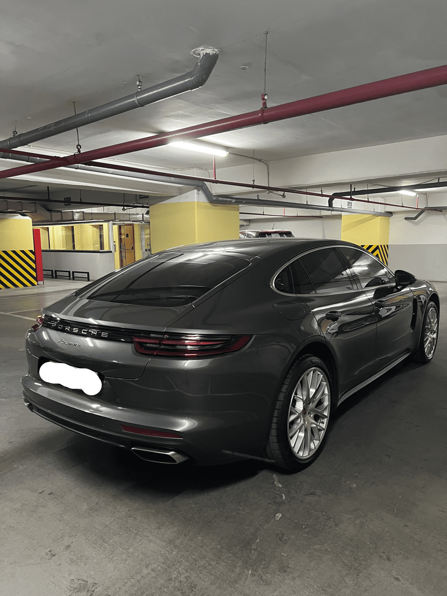 Porsche Panamera 2017 - Màu xám, nhập khẩu nguyên chiếc