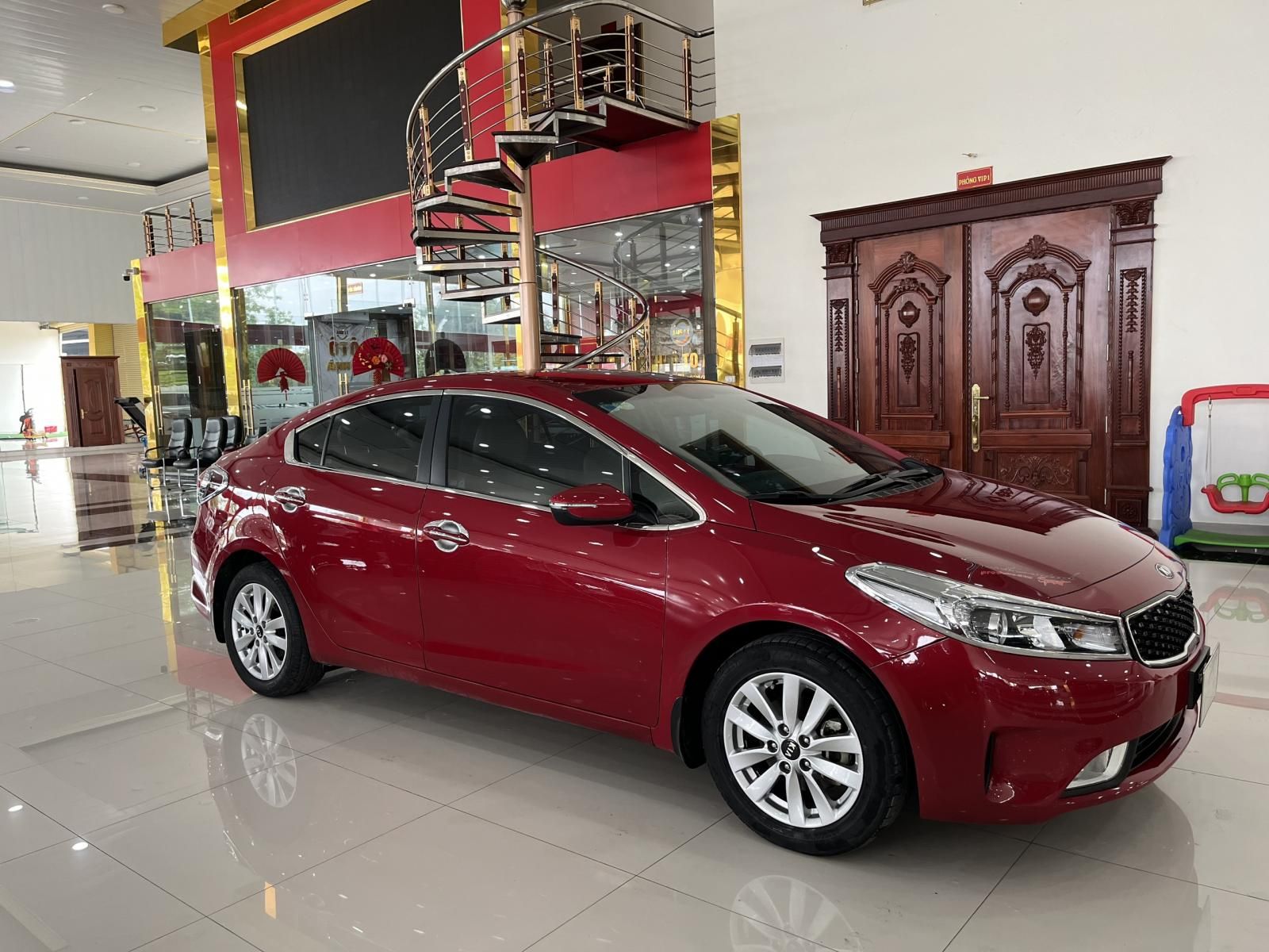 Kia Cerato 2017 - Xe cực đẹp, nhiều đồ chơi, ngoại thất bóng đẹp