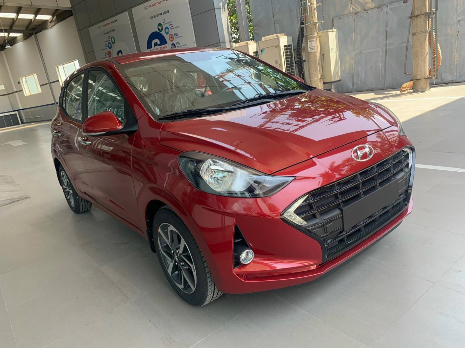 Hyundai Grand i10 2023 - Giá tốt nhất toàn quốc, giảm sâu 30tr, quà tặng cùng phụ kiện ngay cho khách hàng mua xe em Phương