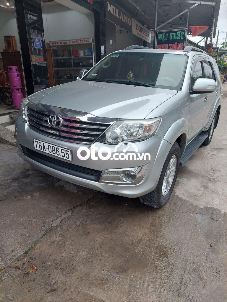 Toyota Fortuner   7 chỗ 2012 màu bạc 2012 - Fortuner Toyota 7 chỗ 2012 màu bạc