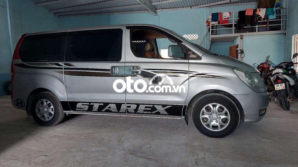 Hyundai Grand Starex   2008 Số sàn, máy dầu, xe gđ. 2008 - Hyundai Grand Starex 2008 Số sàn, máy dầu, xe gđ.