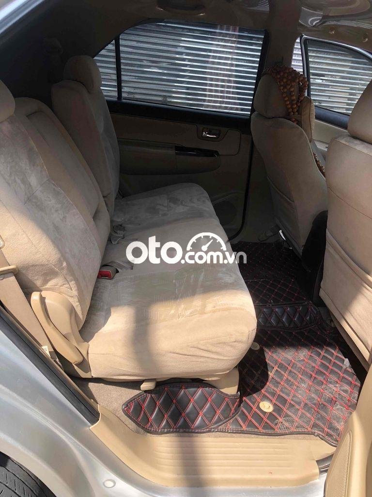 Toyota Fortuner mình cần bán xe fotunor 2015 dk 2016 1 chủ mua mới 2015 - mình cần bán xe fotunor 2015 dk 2016 1 chủ mua mới