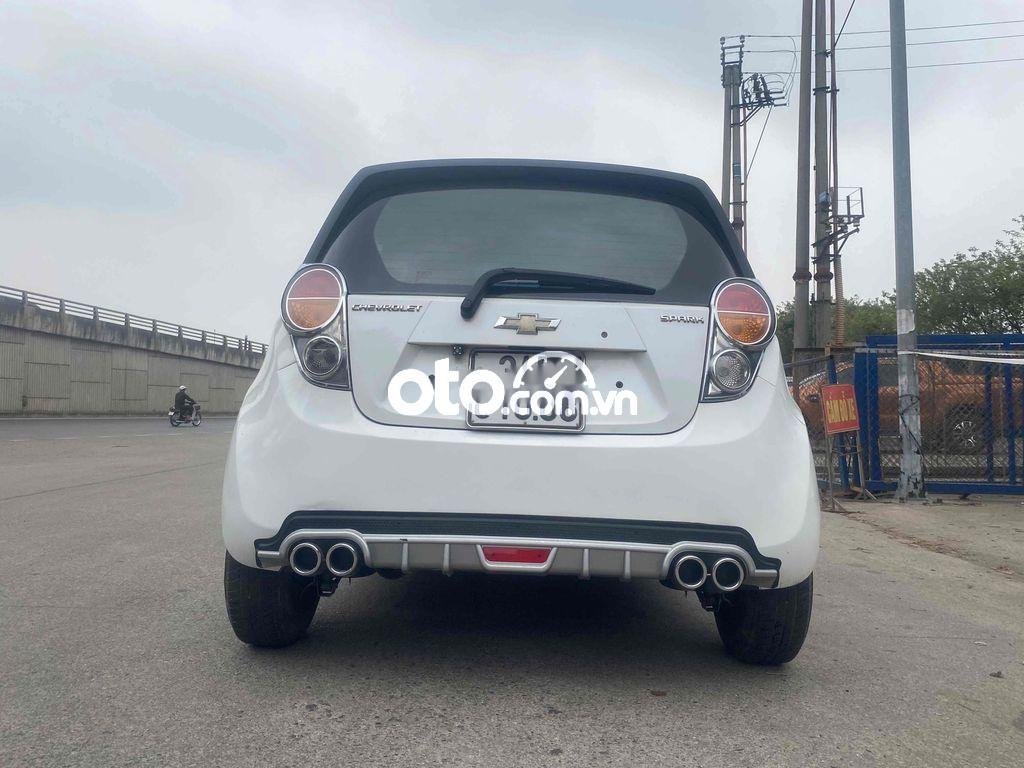 Chevrolet Spark cần bán xe spack số tự động 2011 - cần bán xe spack số tự động