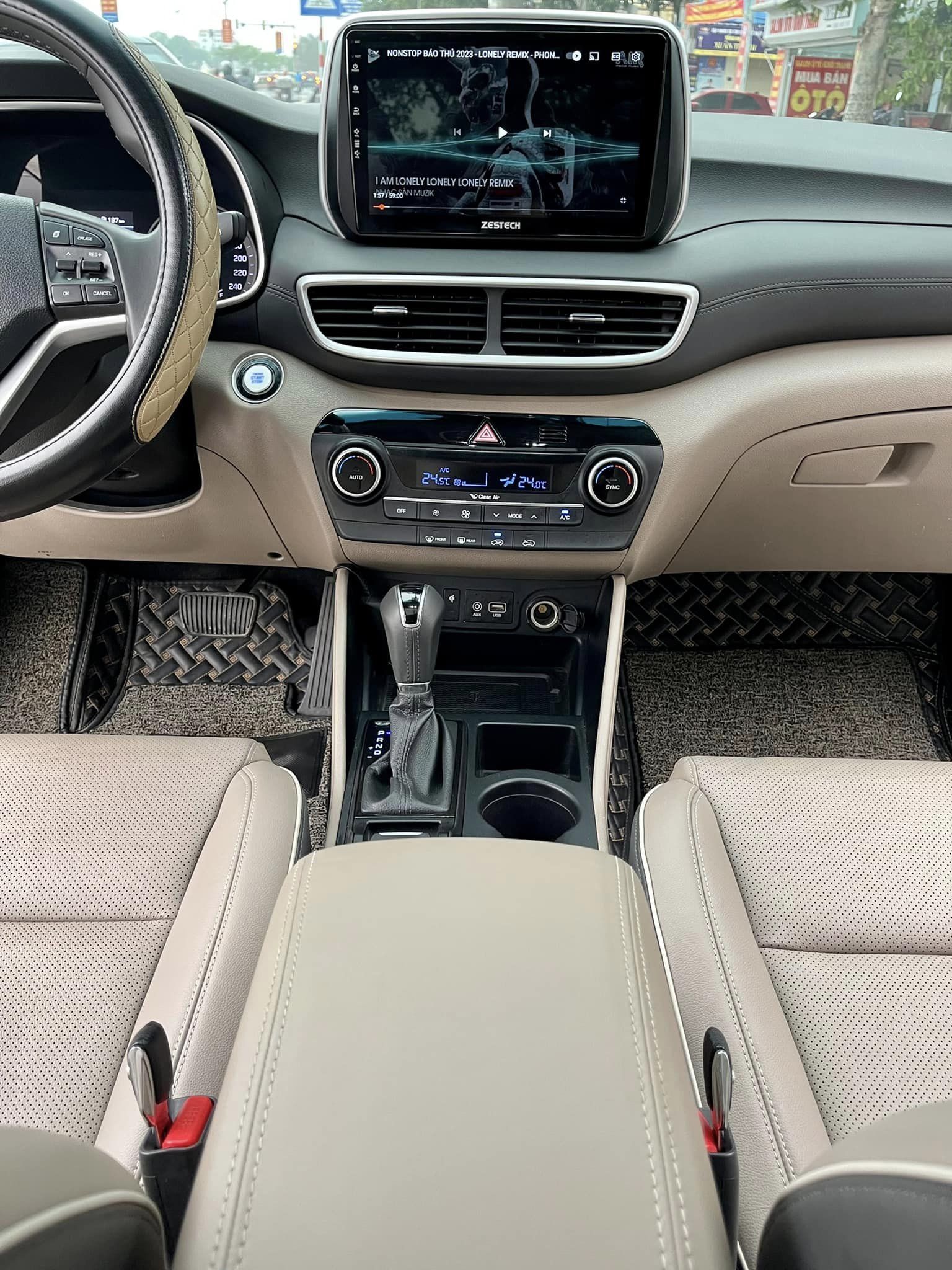 Hyundai Tucson 2019 - Full option