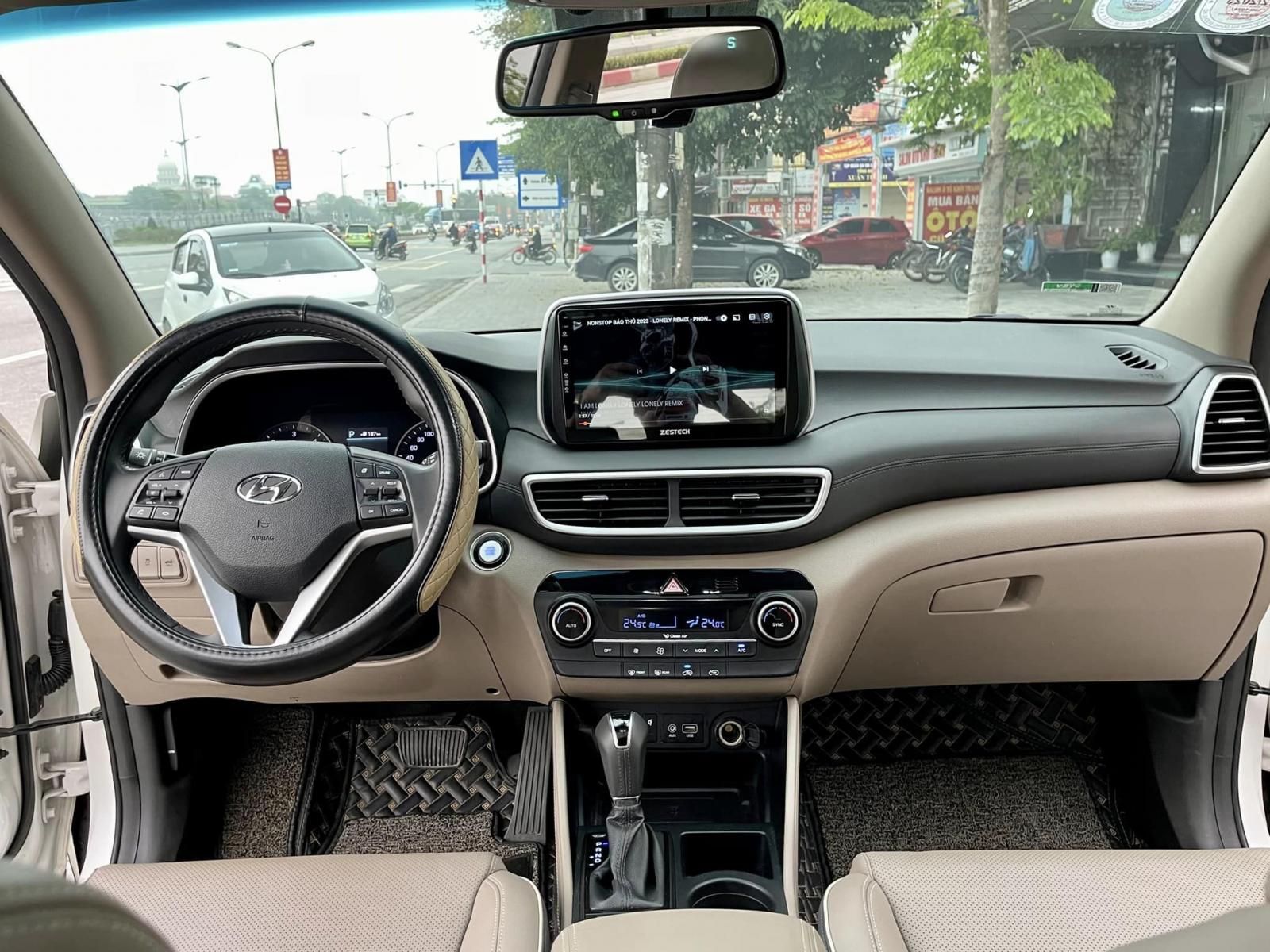 Hyundai Tucson 2019 - Full option