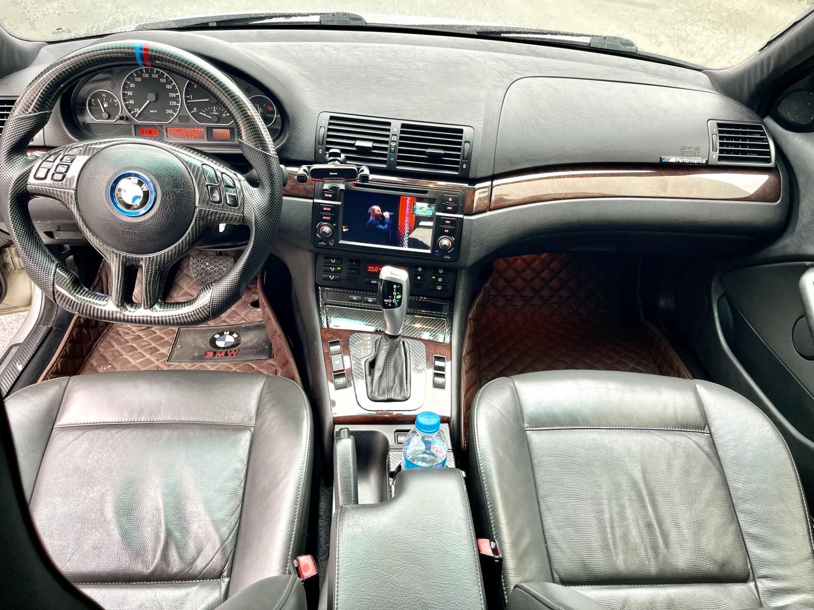 BMW 325i 2005 - Biển Hà Nội, 1 chủ từ đầu