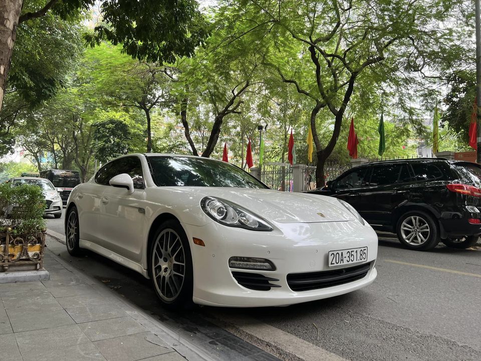 Porsche Panamera 2011 - Porsche Panamera 2011