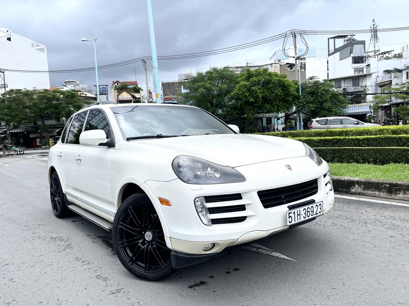 Porsche Cayenne 2009 - Đăng ký 2009 màu trắng zin, full đủ đồ chơi, nội thất da bò, nệm da zin