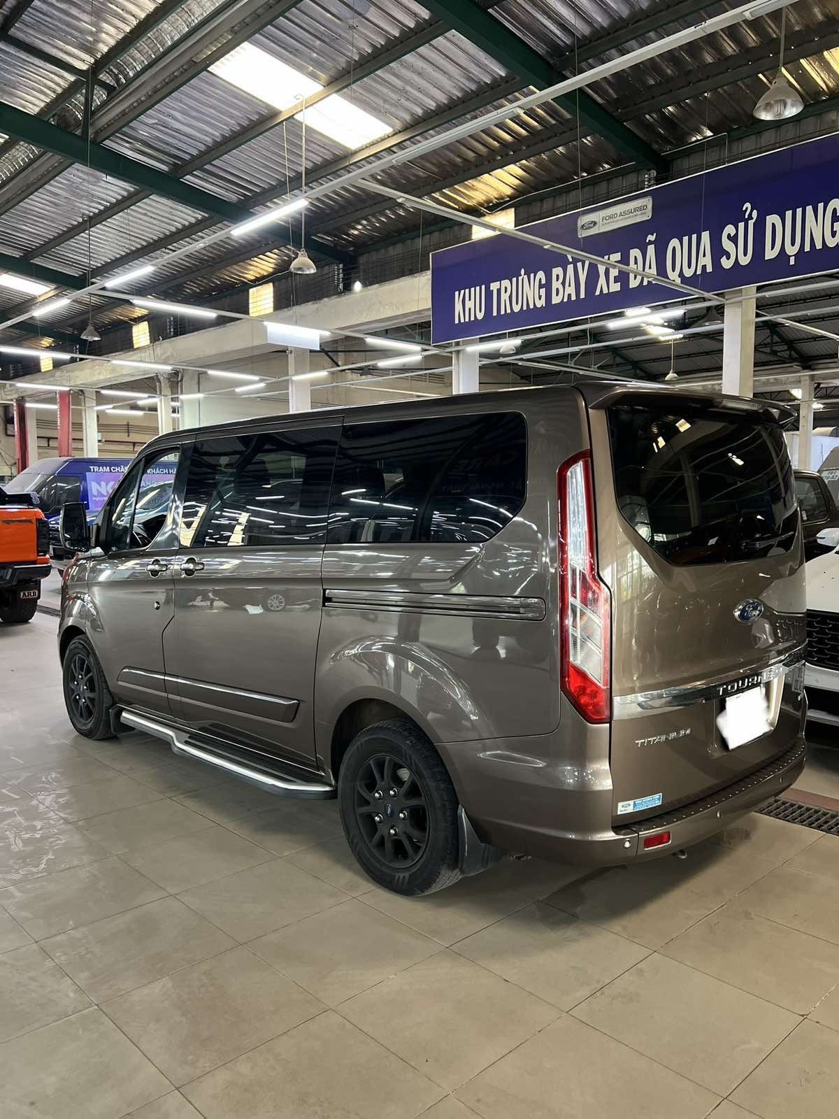 Ford Tourneo 2019 - Xe Đã Qua Sử Dụng Chính Hãng