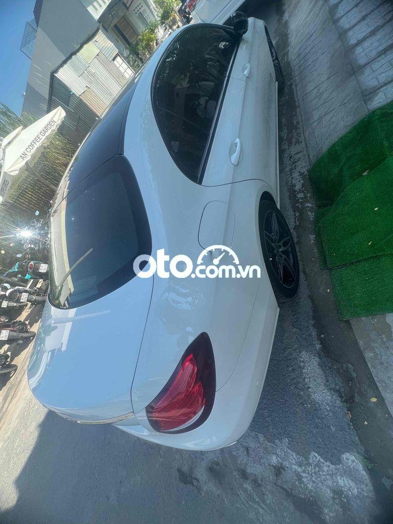 Mercedes-Benz E180 xe gia đình Mec E180 Chính chủ 2021 - xe gia đình Mec E180 Chính chủ