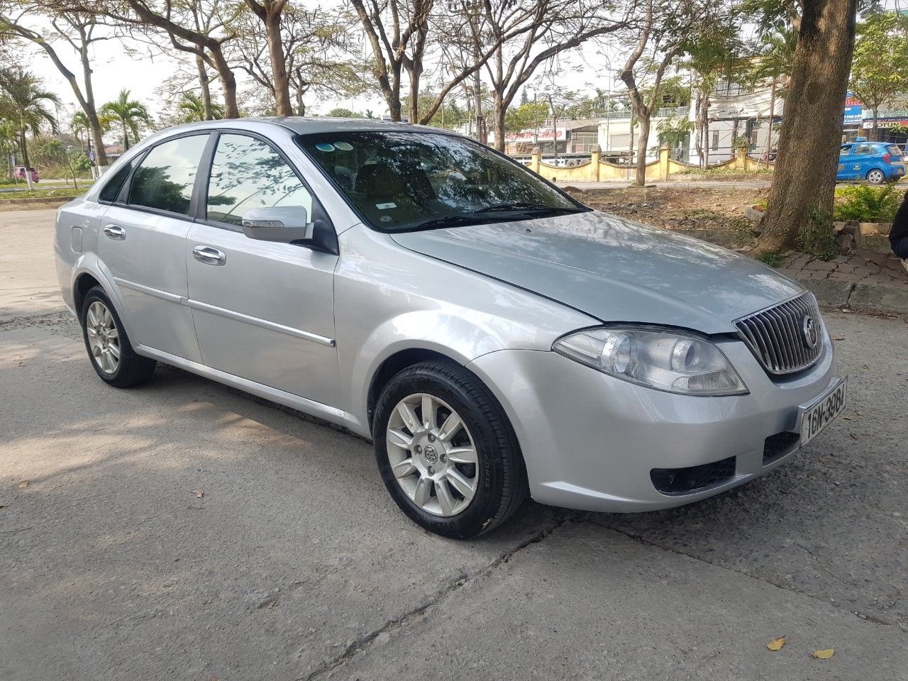 Buick Excelle 2009 - Màu bạc, xe nhập