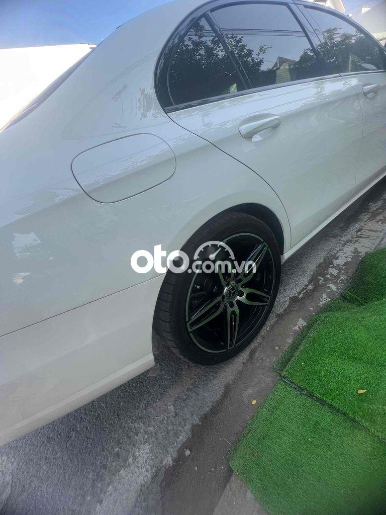 Mercedes-Benz E180 xe gia đình Mec E180 Chính chủ 2021 - xe gia đình Mec E180 Chính chủ