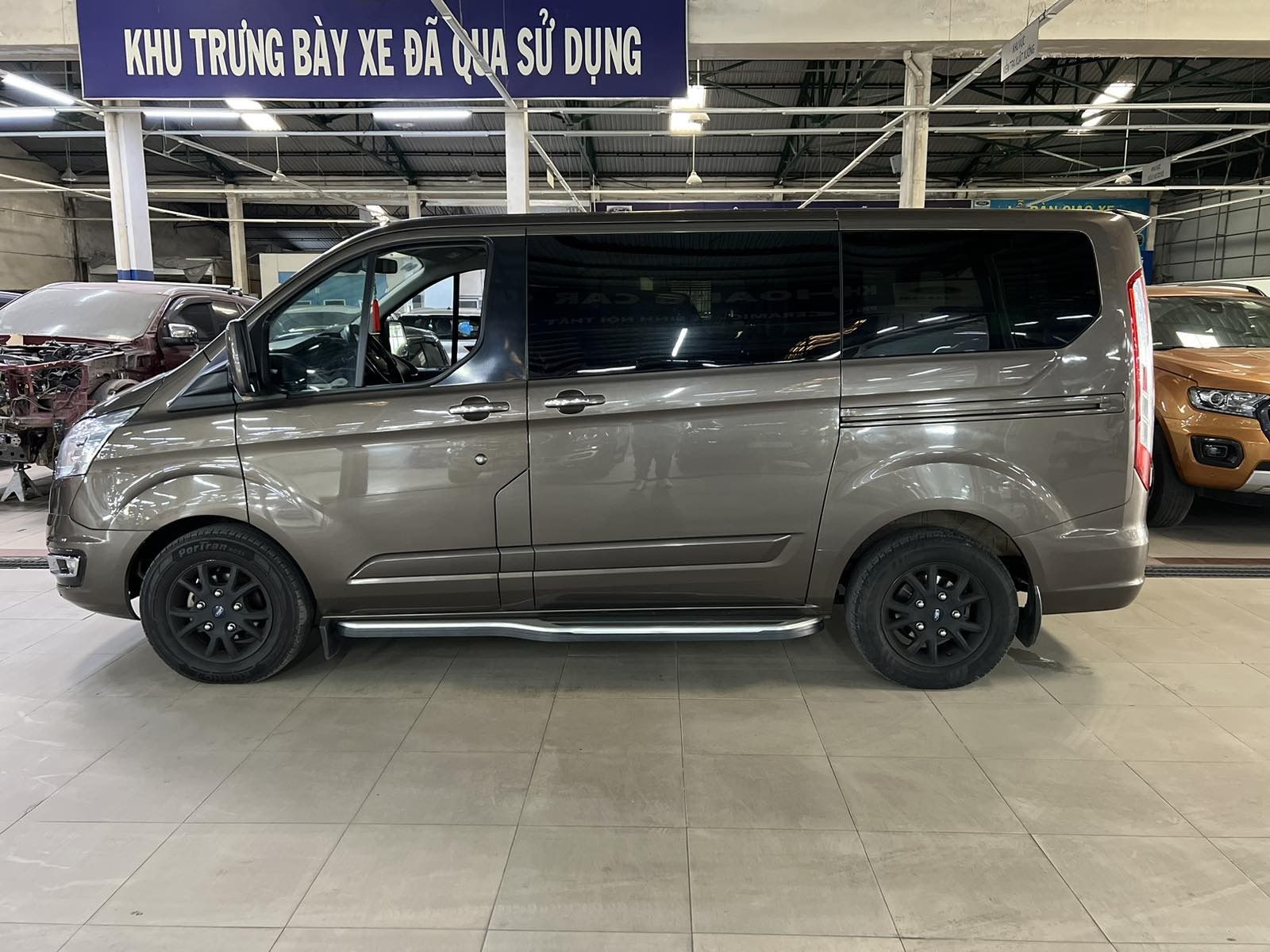 Ford Tourneo 2019 - Xe Đã Qua Sử Dụng Chính Hãng