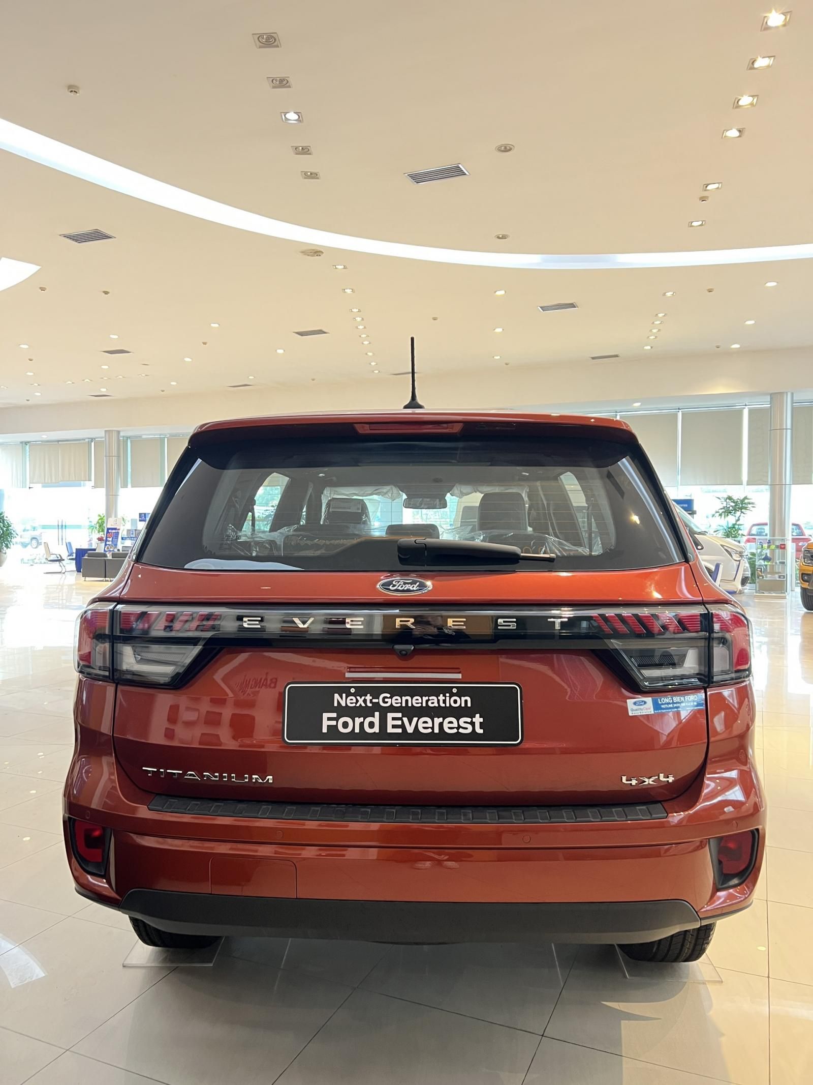 Ford Everest 2023 - Giá tốt nhất, liên hệ hotline ngay