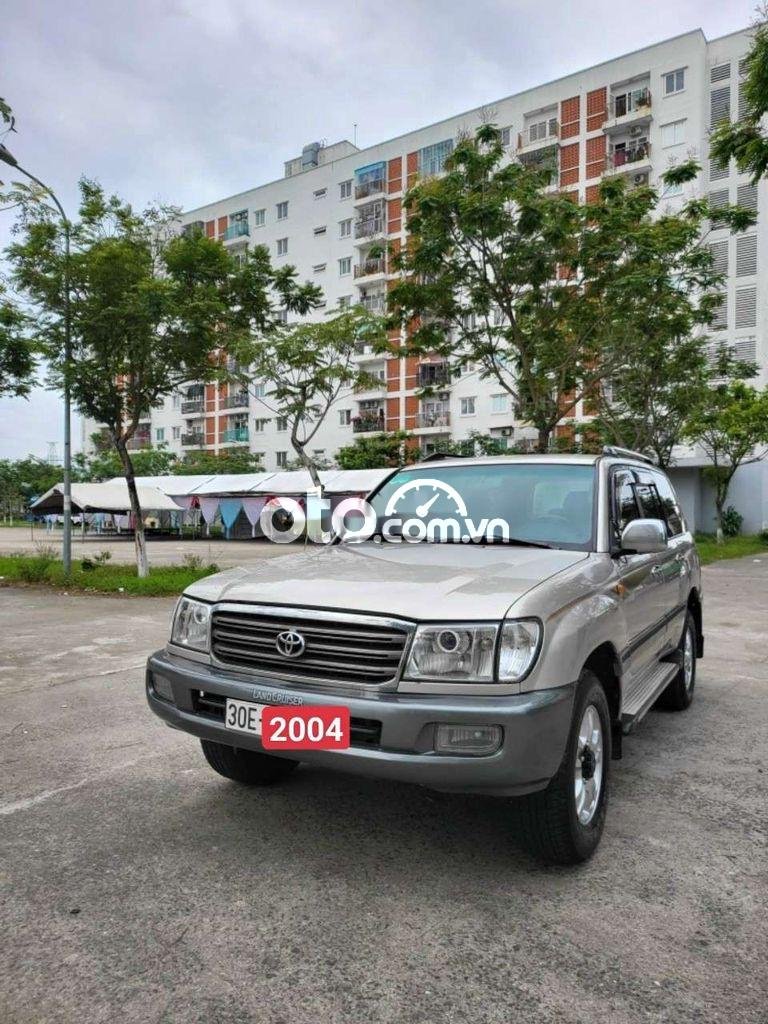 Toyota Land Cruiser  . 2004. Ghế điện. 8 chỗ 2004 - Toyota Land Cruiser. 2004. Ghế điện. 8 chỗ