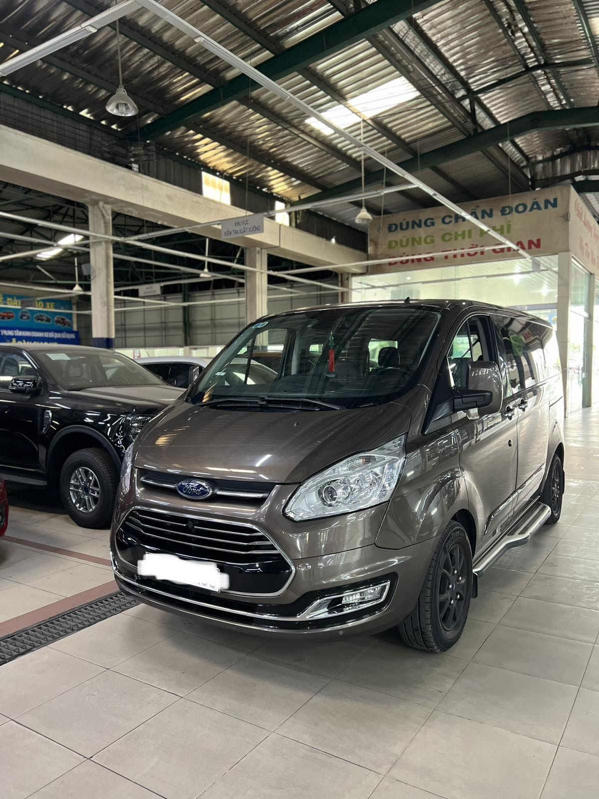 Ford Tourneo 2019 - Xe Đã Qua Sử Dụng Chính Hãng