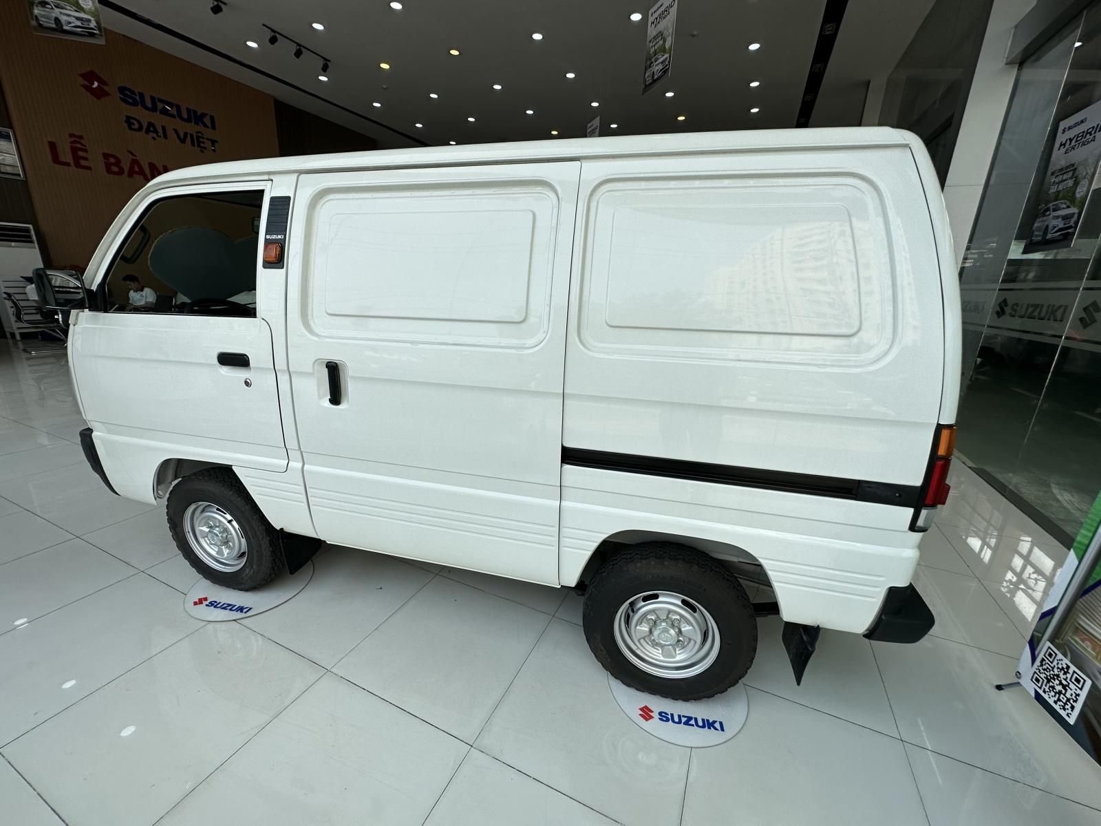 Suzuki Super Carry Van 2022 - Chạy giờ cao điểm, đủ màu giao ngay, khuyến mãi lên đến 30 triệu có trả góp