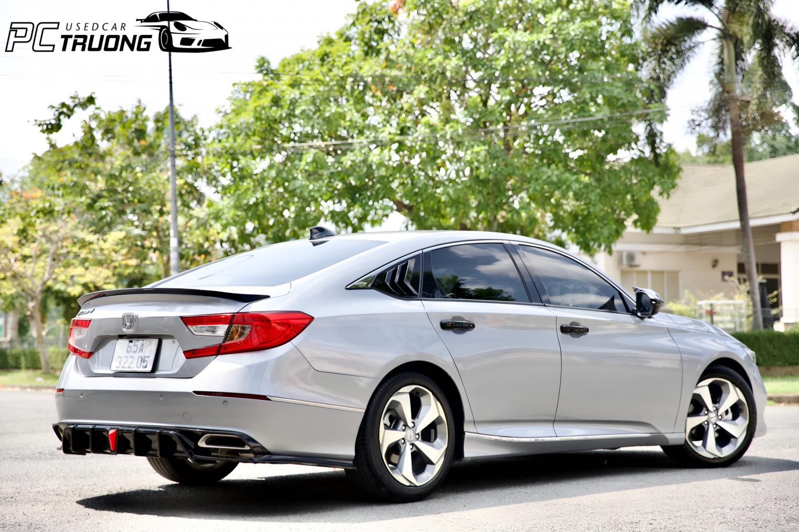 Honda Accord 2020 - Odo: Chỉ 18.000km, màu silver Limtied cực siêu hiếm, nhập Thái, siêu lướt