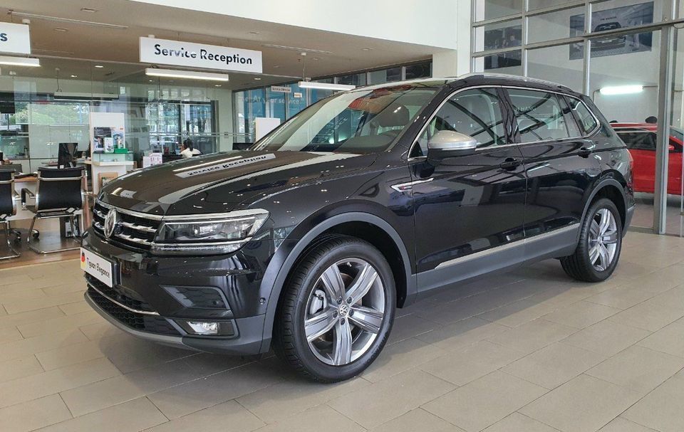 Volkswagen Tiguan 2021 - Volkswagen Tiguan S 7 chỗ 2021 đẩy kho hàng trưng bày KM giảm giá sốc