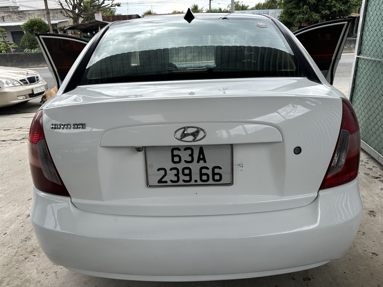 Hyundai Verna 2009 - Xe nhập, máy bền và êm