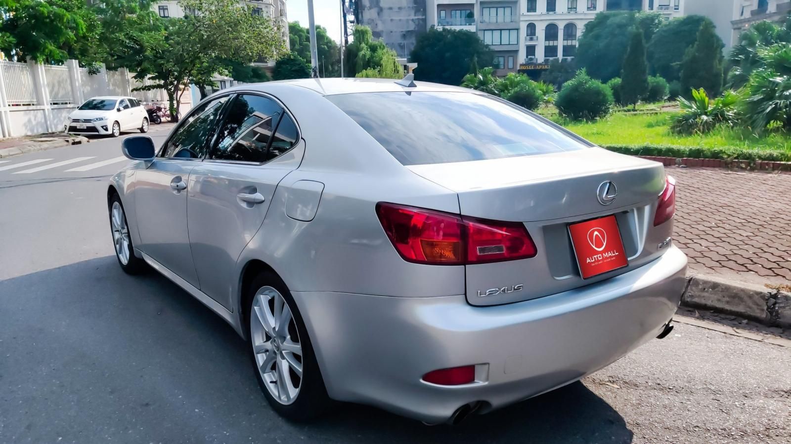 Lexus IS 250 2006 - Màu bạc, nhập khẩu nguyên chiếc