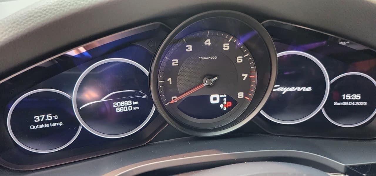 Porsche Cayenne 2019 - Xe chạy 1.9 vạn km