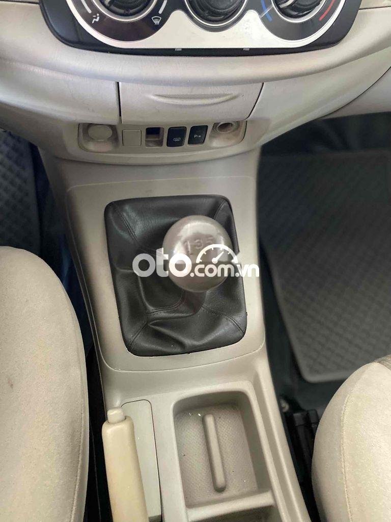 Toyota Innova   2015 2015 - Toyota innova 2015