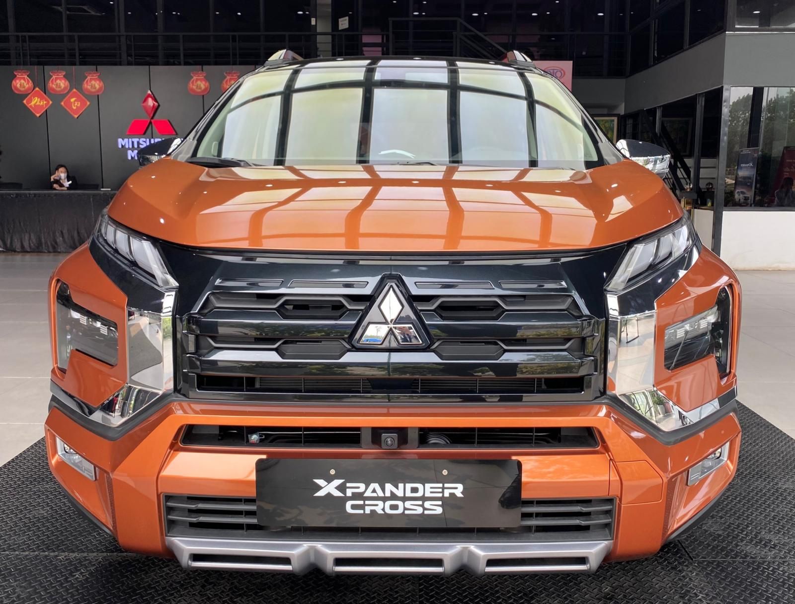 Mitsubishi Xpander Cross 2023 - Cam kết giá tốt nhất - Sẵn xe giao ngay - Tặng camera 360 trị giá 20 triệu - Tặng bộ phụ kiện chính hãng