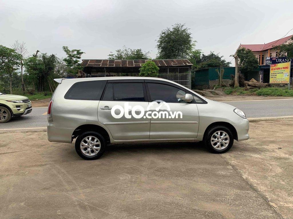 Toyota Innova cần bán xe 2008 - cần bán xe