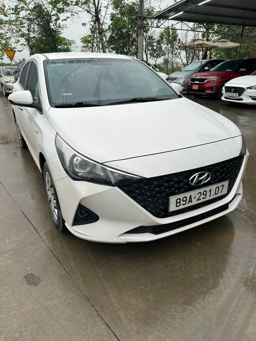 Hyundai Accent 2021 - Màu trắng, số sàn