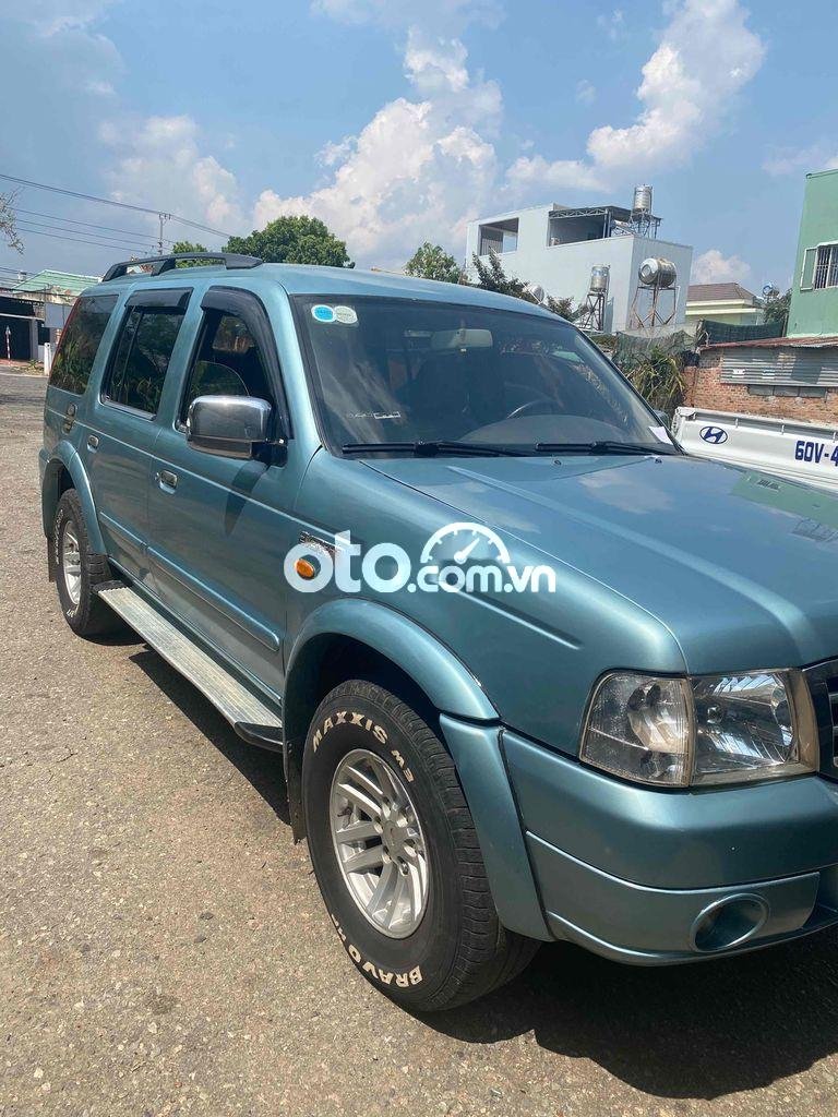 Ford Everest xe 7 chô gầm cao máy dau chay rất kinh tế dang kie 2005 - xe 7 chô gầm cao máy dau chay rất kinh tế dang kie