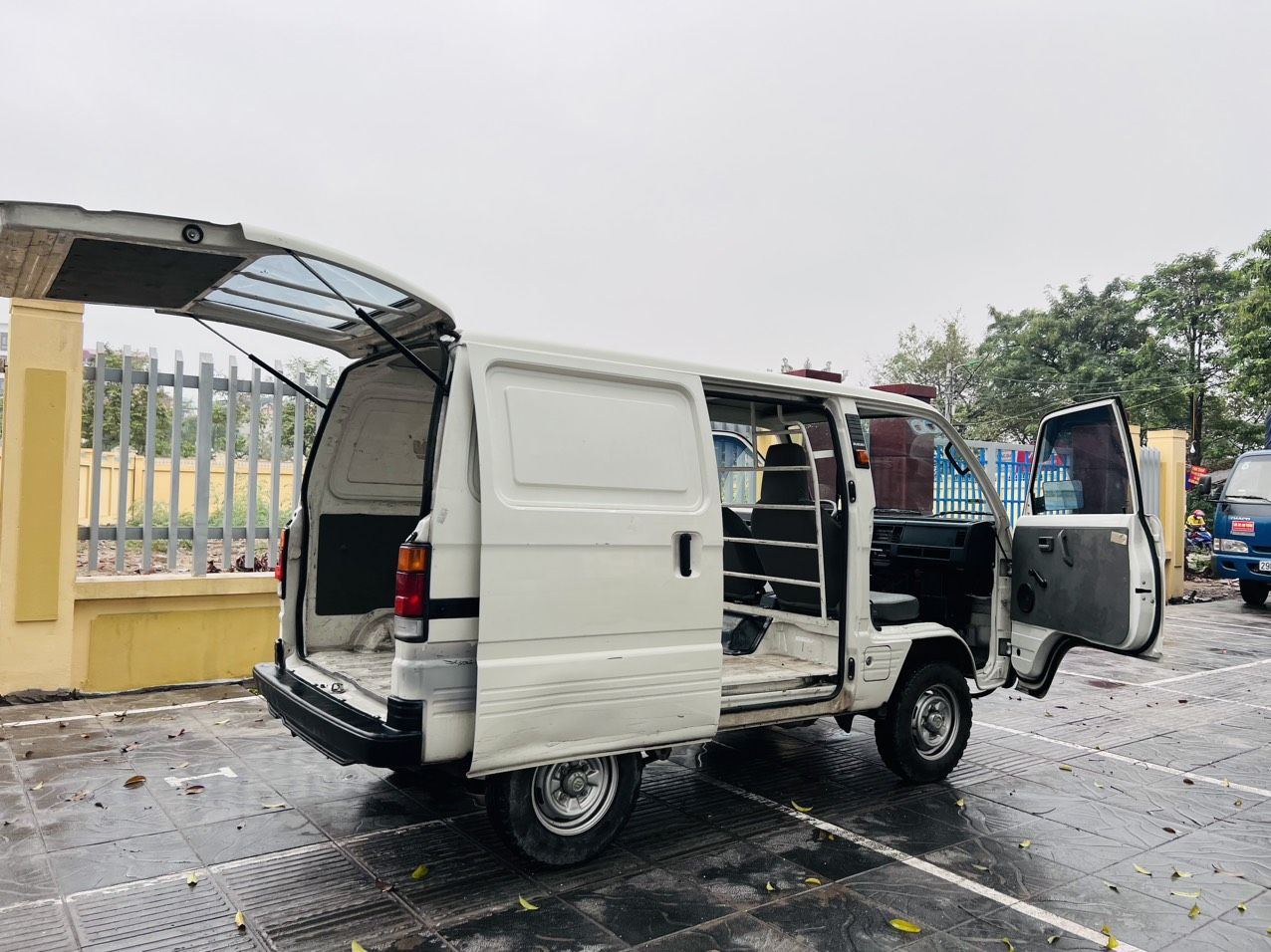 Suzuki Super Carry Van 2019 - Xe công ty, mua mới từ đầu